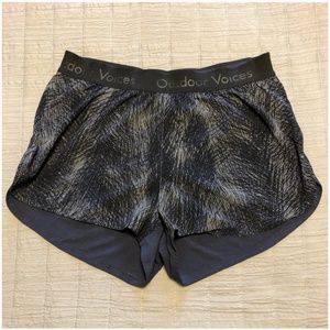 Outdoor Voices Navy Printed Run Shorts Size S